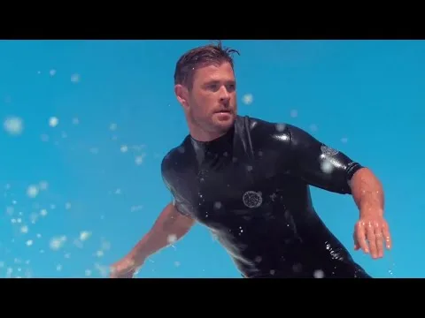 chris hemsworth surfer thor