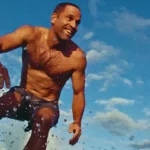 Jack Johnson surfeur guitariste cameraman