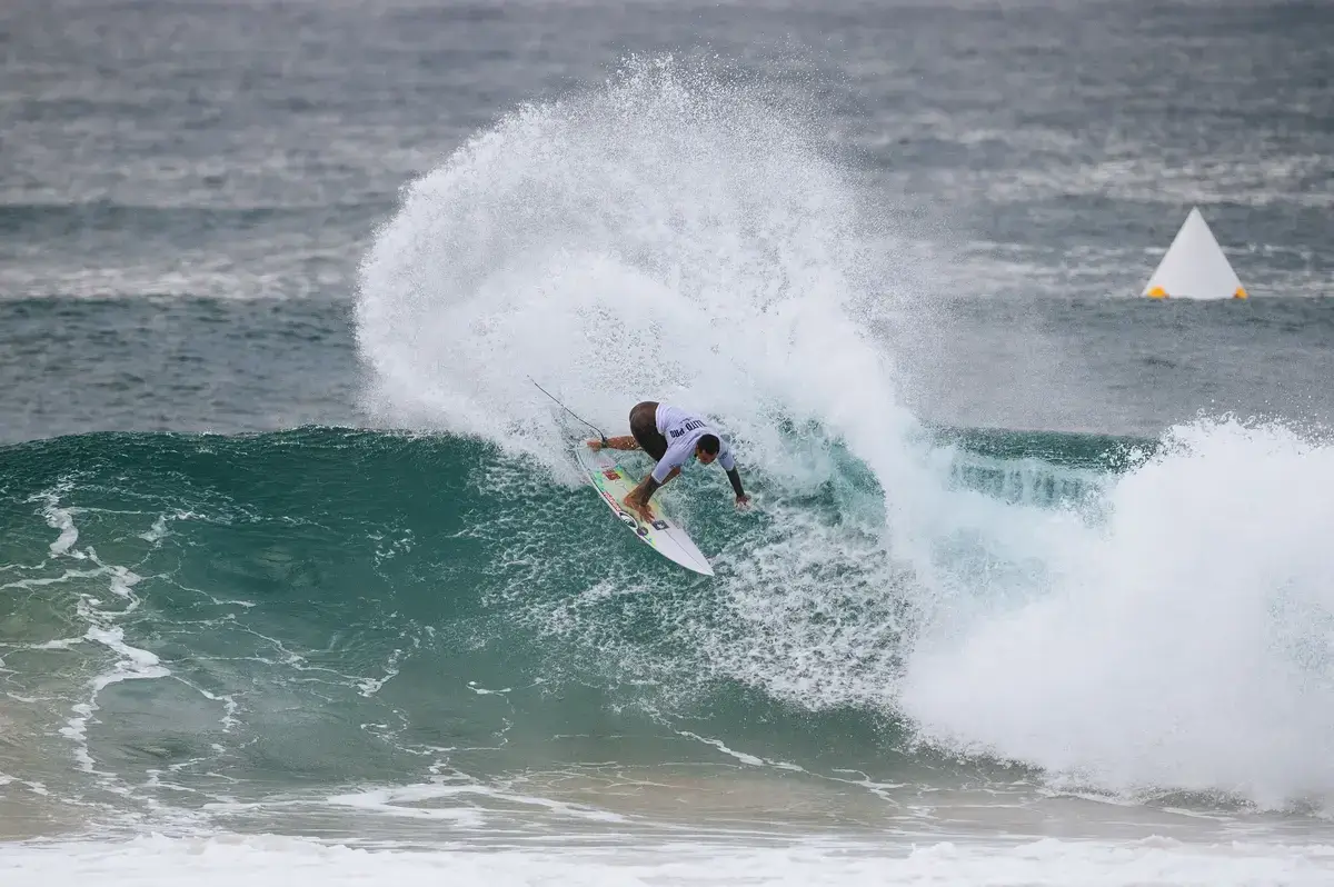Tempête tricolore en Afrique du Sud : Carton plein pour les Français au Ballito Pro !