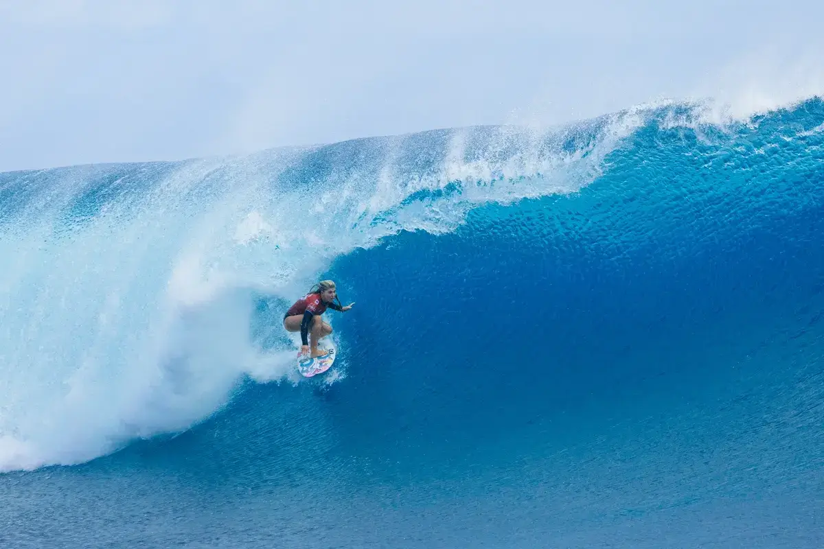 Fiji Pro : Un 10 historique pour Erin Brooks, Vahine Fierro assure l&rsquo;essentiel à Cloudbreak