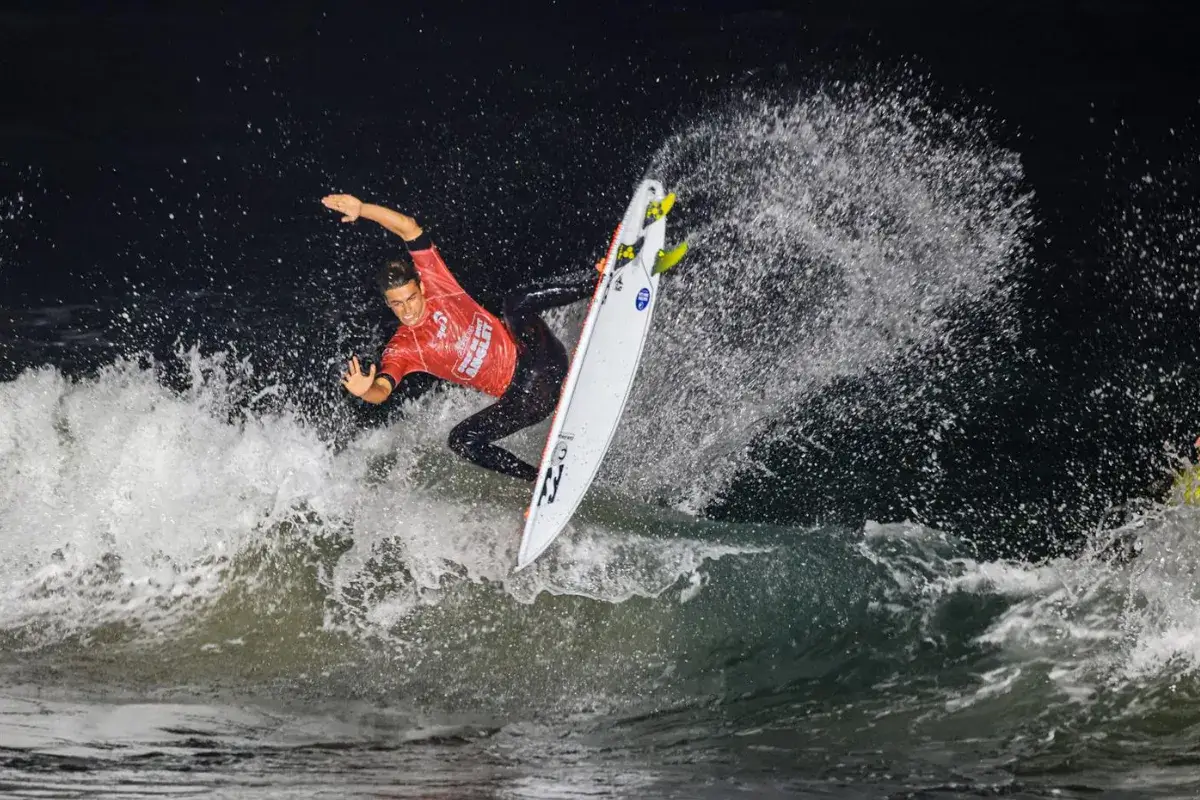 Banque Populaire Surf de Nuit Anglet : L&rsquo;édition 2026 illuminera les Sables d&rsquo;Or