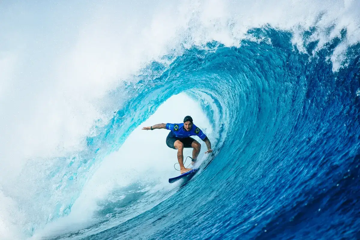 Fiji Pro 2026 : Le 10 de Gabriel Medina questionné par Kelly Slater et un nouveau record statistique