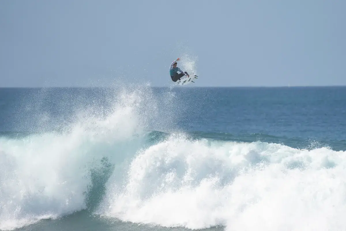 Sam Piter surfeur Quiksilver 2026